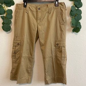 Y2K Roxy Cargo Capri Pants✨✨